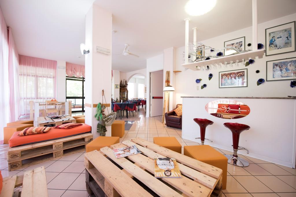 Hotel Settebello B&B Cesenatico Extérieur photo