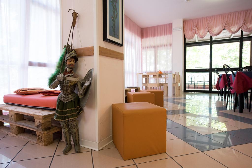 Hotel Settebello B&B Cesenatico Extérieur photo
